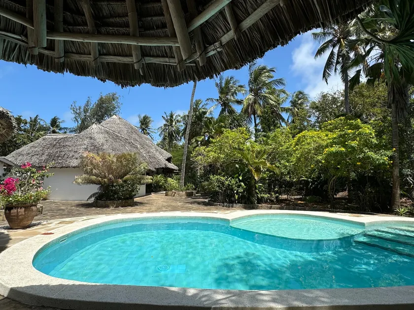 SunPeople House: Private Pool & Large Garden - Image 1