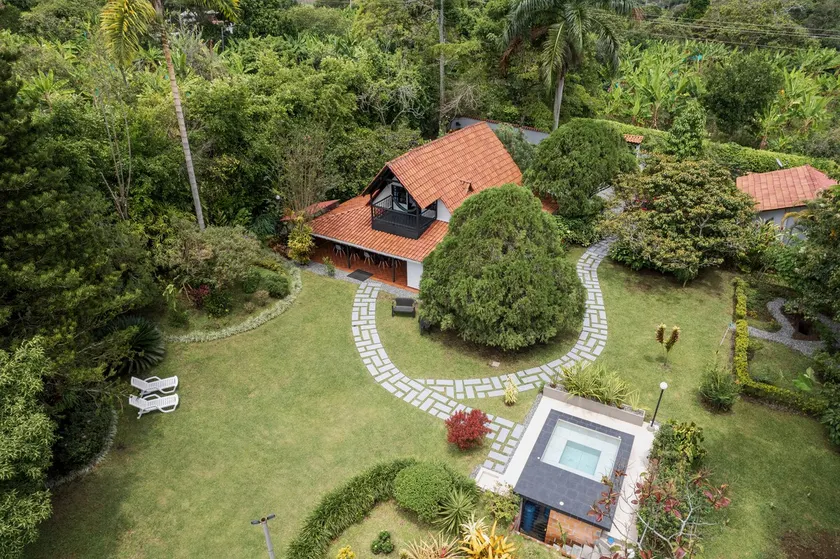 Country House, green oasis, near Parque Cafe - Image 1