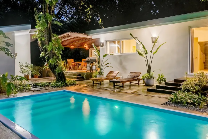 Luxury Jungle Villa - Central Located - Image 1