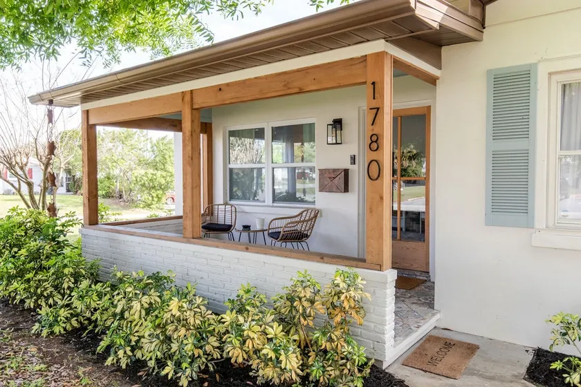 Downtown Vero Home | Sleeps 6+| 3 Miles to Beach - Image 1