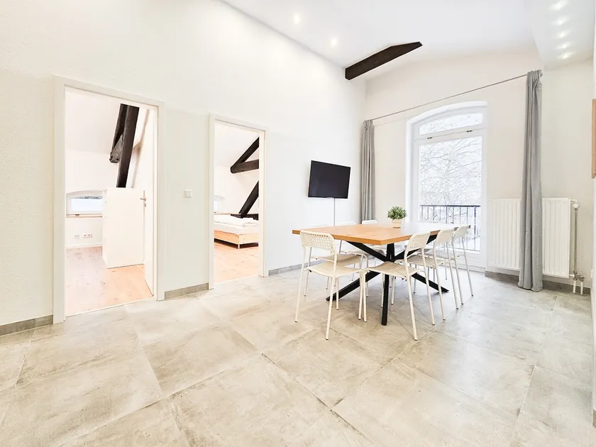 Tolstov Apartments - 3 , 4 and 5 Room Apartments - 20 Min zur Messe DUS - Image 1