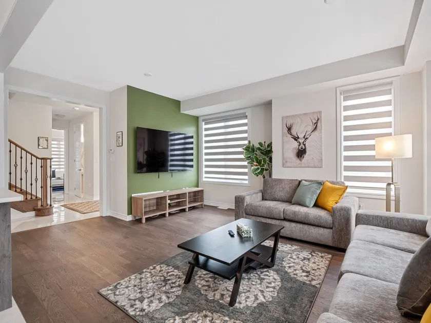 Niagara Getaway: 4 BDR• Mins from Falls & Wineries - Image 1