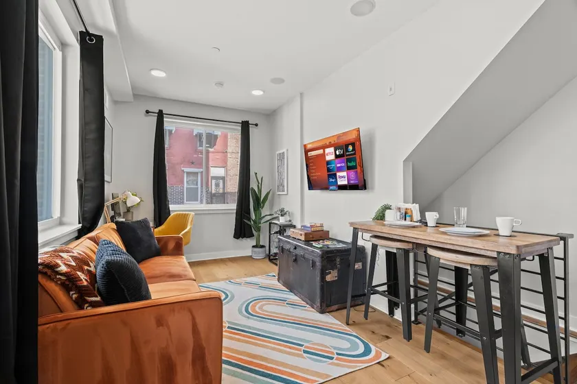 Stylish 2BD/2BA | Duplex w/ King Bed + Patio - Image 1