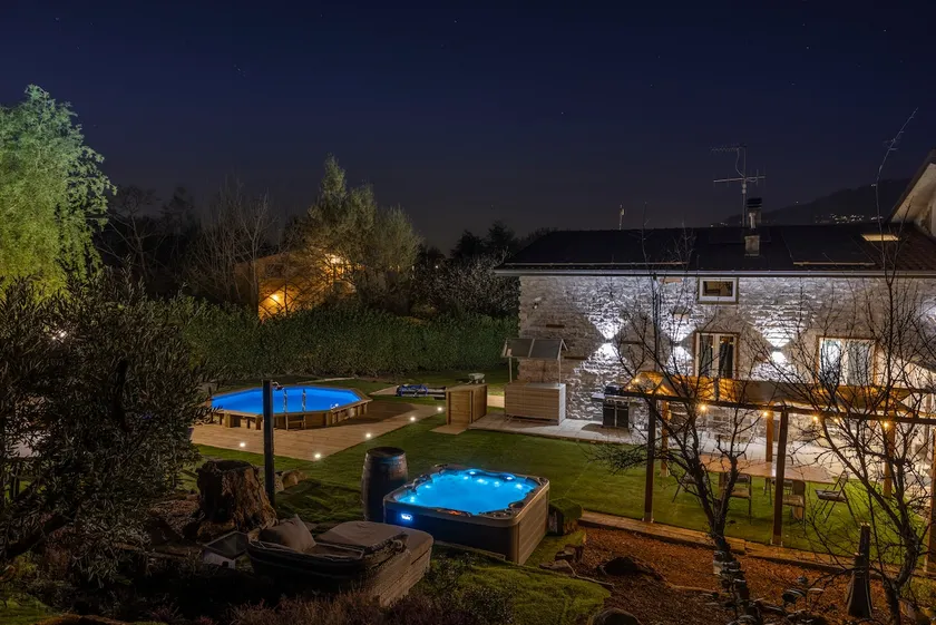 K10 Luxury Villa, Pool, Private Spa, Gym & Garden, Como - Image 1