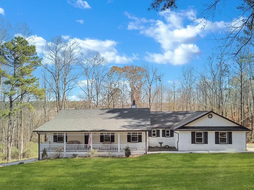 Charming Dacula Hideaway - Image 1