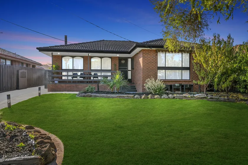 Pet Friendly Beautiful House near Melb Airport - Image 1