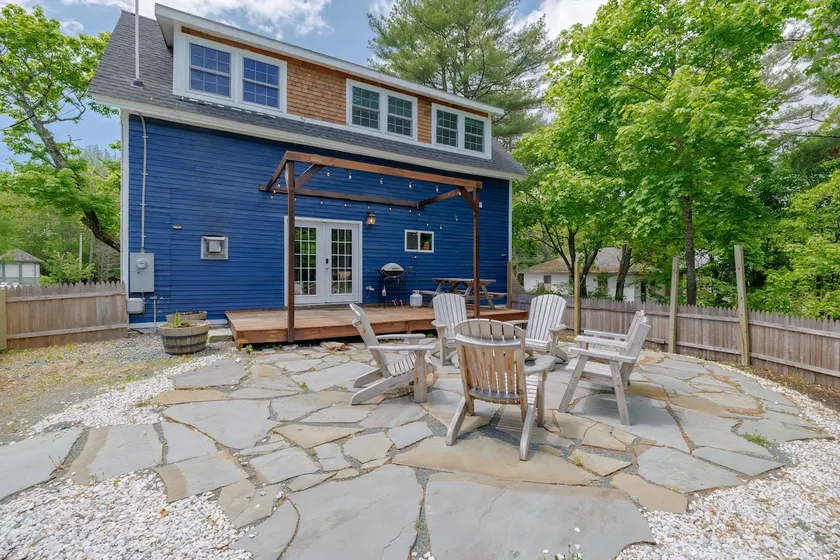 Old Maine style w/ modern amenities - dog friendly - Image 1