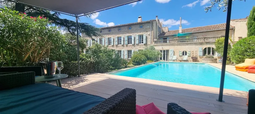 Poolside 1BR Apt | 12m Pool | 10m to Carcassonne - Image 1