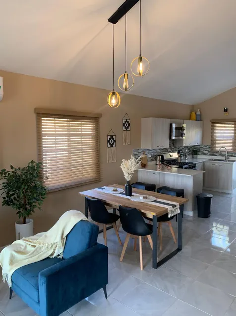 Travel VibeZ Oasis, 2BD / 2BA - Image 1