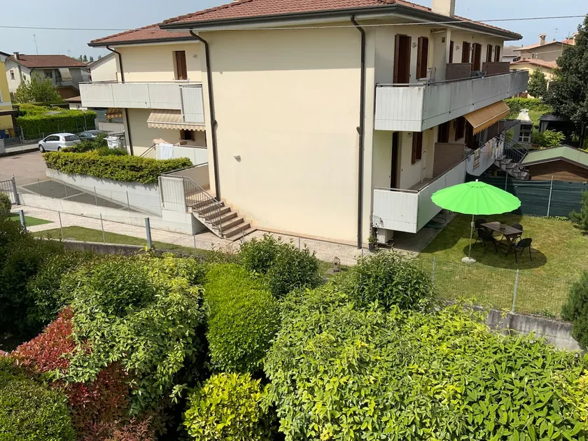 Marina's Venice garden - Image 1