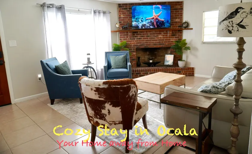 Cozy Stay in Ocala, King Bed, Fenced yard, WIFI, Near WEC & Historic Downtown, Dogs Ok - Image 1