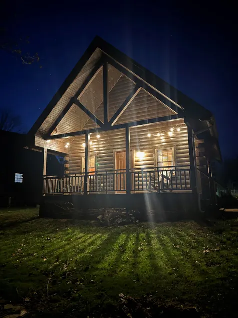 Max and Draco's at Rough River, Lake Front Cabin - Image 1