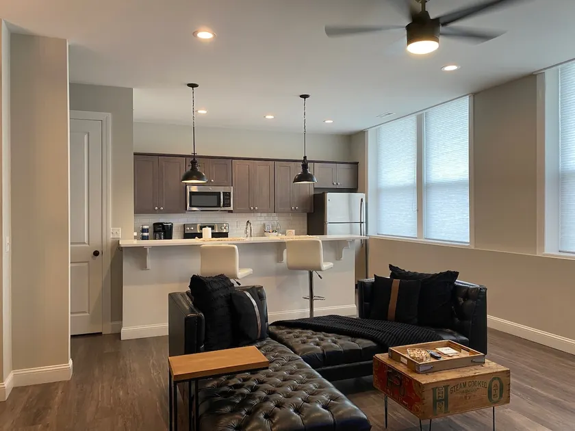 Luxury Loft II -Café/Brewery/Arts/FREE Garage Park - Image 1