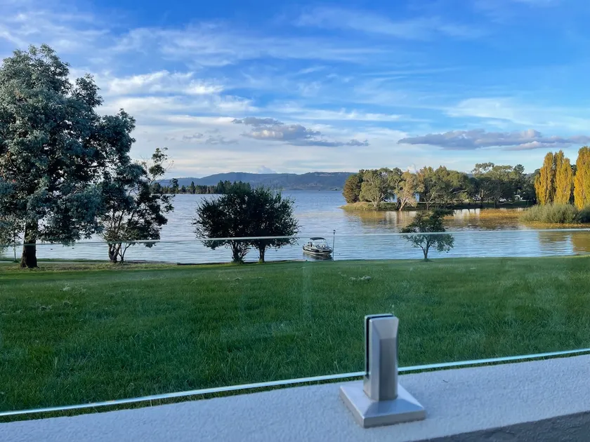Horizons Lake Jindabyne - Image 1