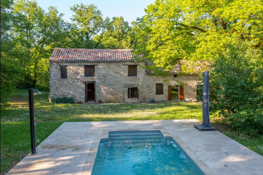 Beautiful stone farmhouse in Lot, Private Pool - Image 1