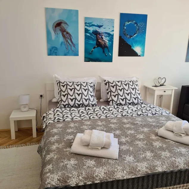 Apartment Aurora - Image 1