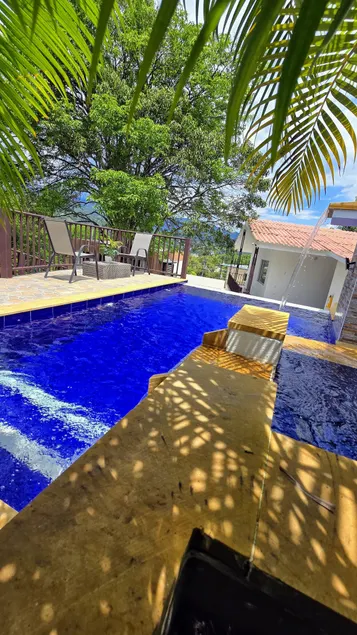 Cozy property, private pool - Image 1