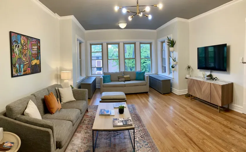 Spacious, Vintage Chic 2 Bdrm: The Artist's Haven - Image 1