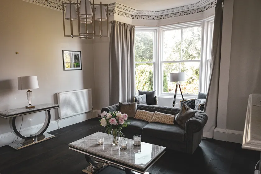 4 Bedroom Kings Park, Stirling, Free Parking - Image 1