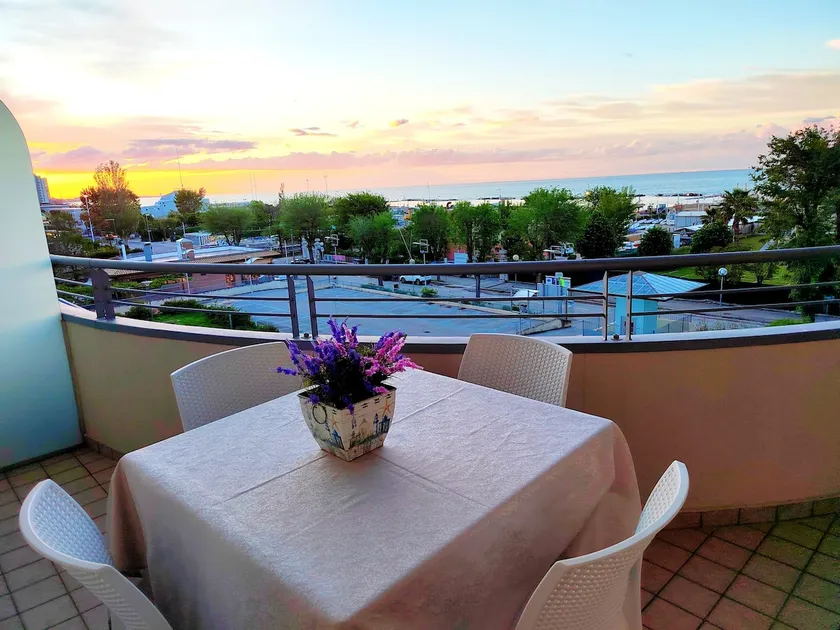 VistaMare Bluemar - Garden & Sea - Image 1