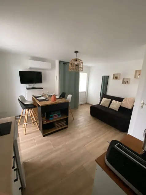 Le HappyNous, cosy, climatisé, wifi, parking privé intérieur - Image 1