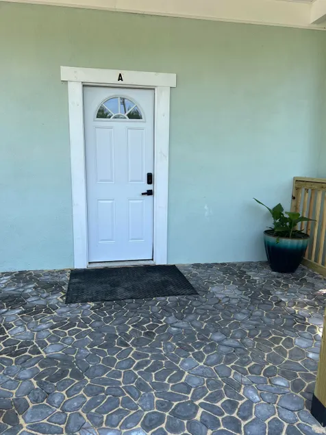 Sunny Roost (A) / Comfortable & Wooded, All New - Image 1