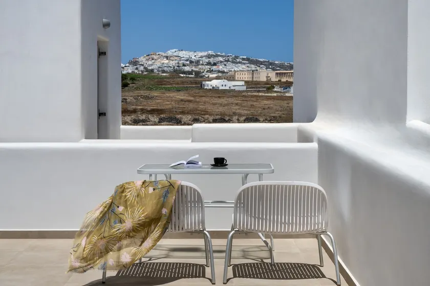 Show Studio Santorini - Image 1