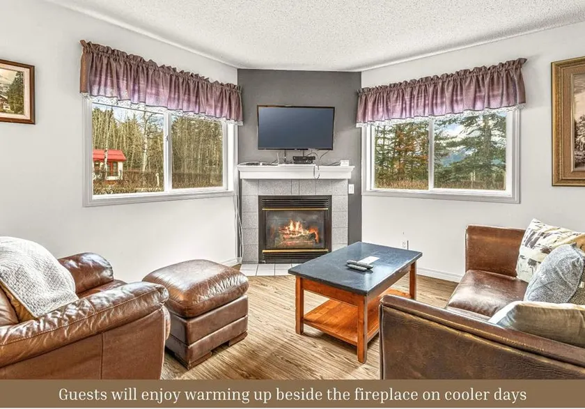 Cozy renovated 2BR 2BA TownHouse with Mountain View - Image 1