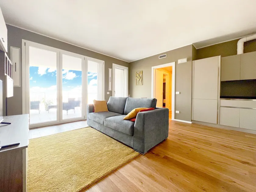 Green Living with Terrace & Garage by NDP rent - Image 1