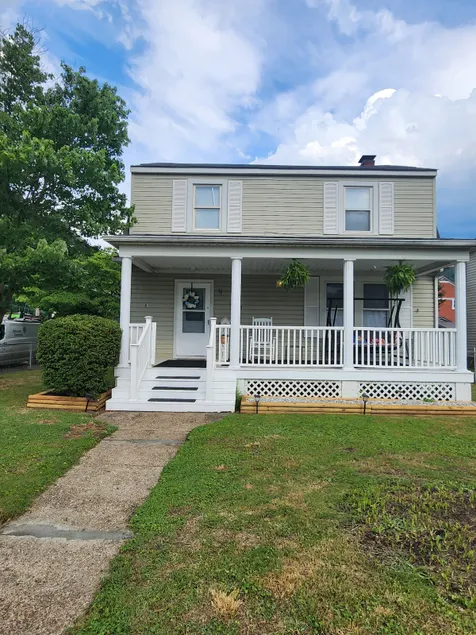 Your Home Away from Home ! - Image 1