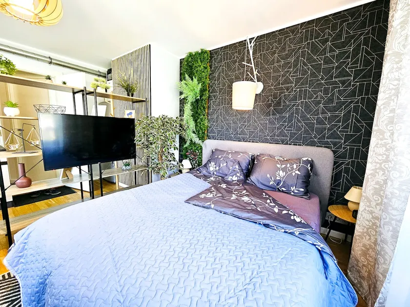 Studio Apartment, A/C, parking, online check-in! - Image 1