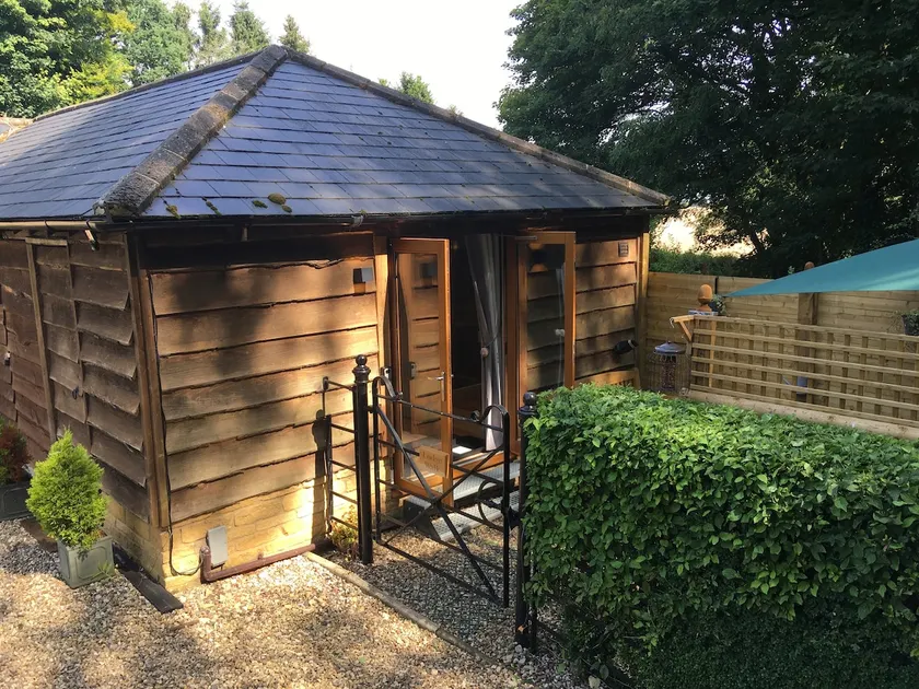 Lodge Walk - Image 1
