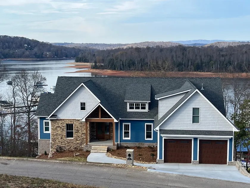 The Sapphire House 5BR Home, Sleeps 20 w/Boat Slip - Image 1