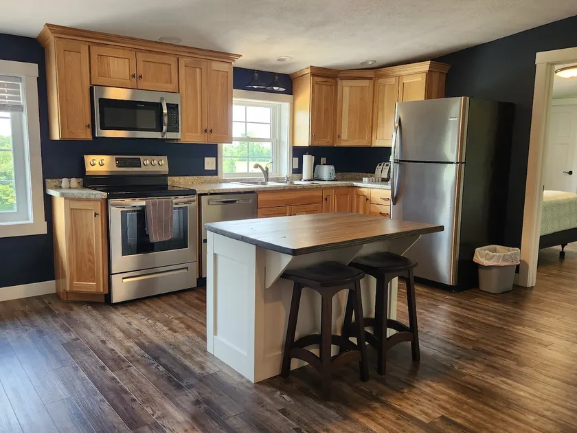 Corner Cove Apartment on Cobb Road - Image 1