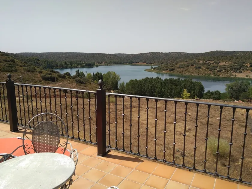 Ruidera Lagoons Penthouse Apartment with Terrace - Image 1