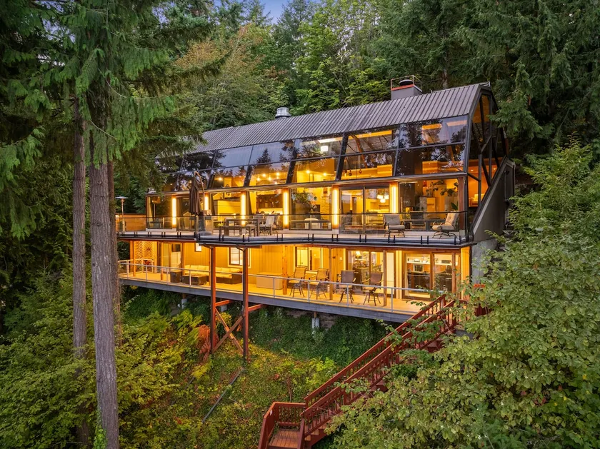 Lake Front Glass House Retreat Water Views/Seattle - Image 1