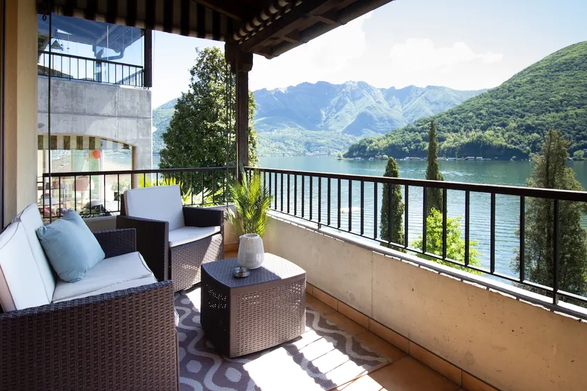 Lake & Pool Retreat, Vico Morcote - Image 1