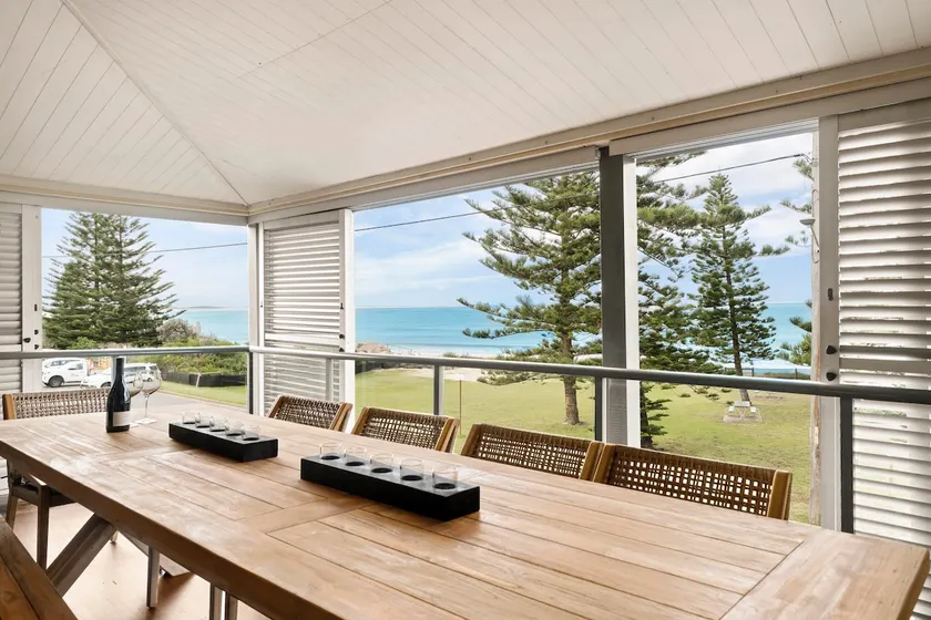Oceanview Heritage Lodge - Image 1