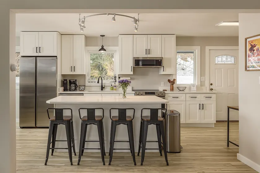 Amazing 4 Bedroom House - Image 1