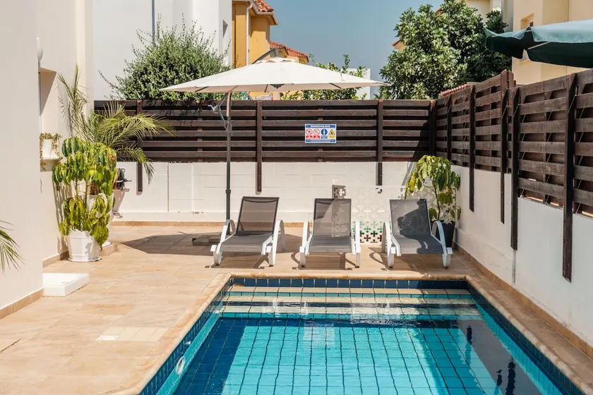 Mermaid Villa 16 - Image 1