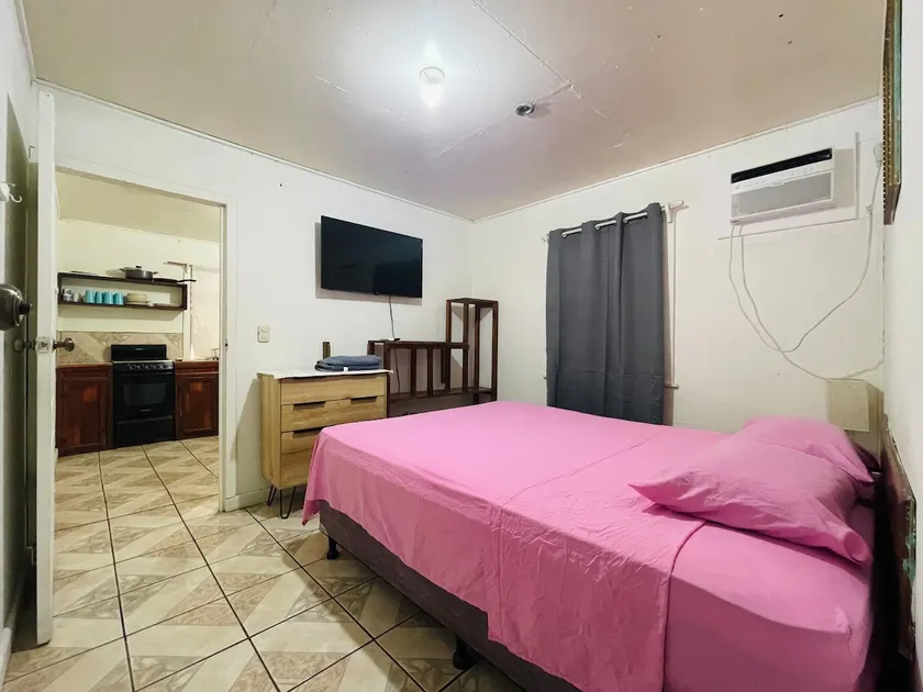 Apartment in center of town #2 - Image 1
