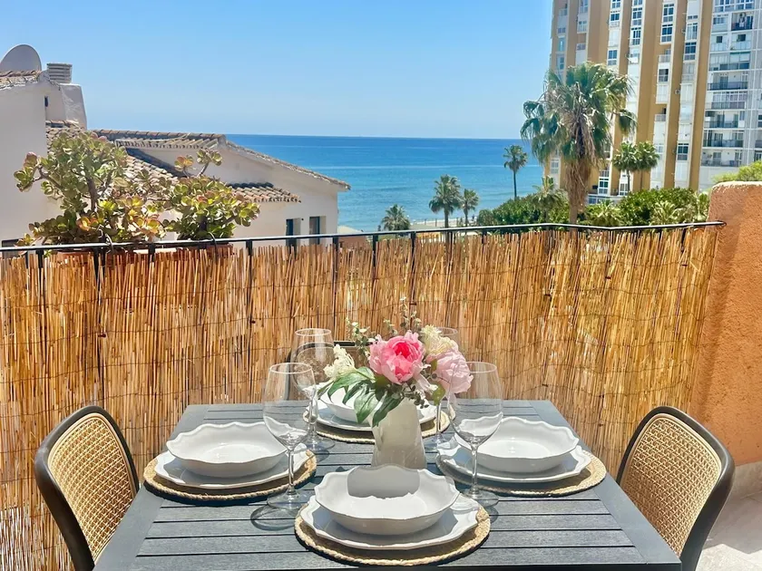 Calahonda Beach II First line apartment in Calahonda - Image 1