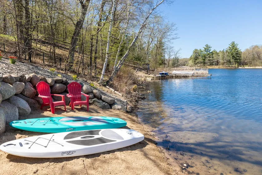 Lakefront Escape | Dock, Kayaks + Pet-Friendly - Image 1