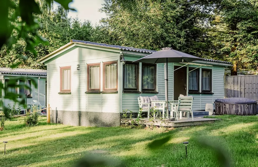 Forest house 2 with hot tub right by the Achterwasser - Image 1