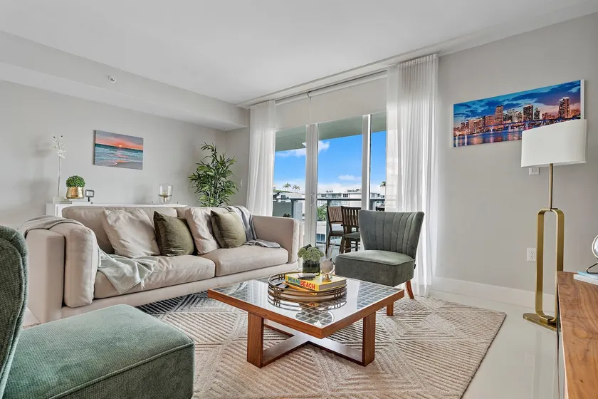 The George 2BR 2BA Bay Harbor Walk to Beach Shop - Image 1