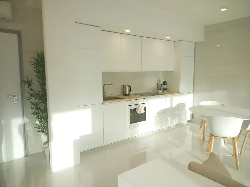 Luxury open space apartment with balcony - Image 1