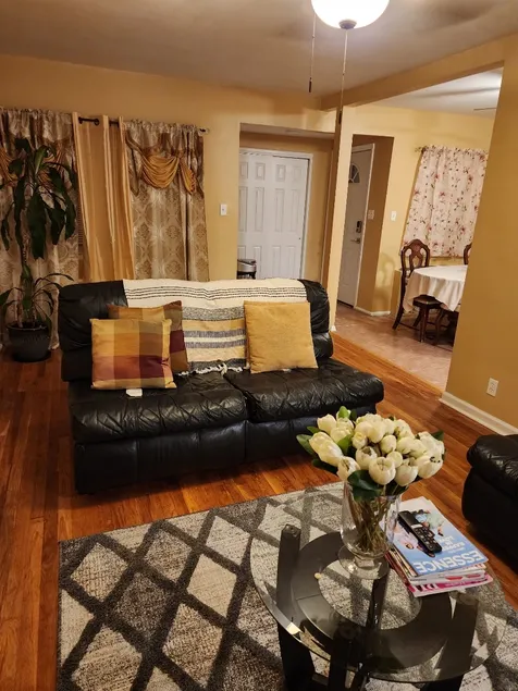 Beverley's Cozy Nest - Image 1