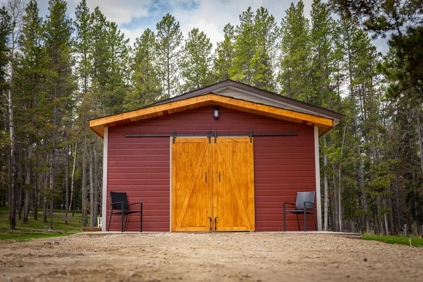 Cottage in the Woods with private land access - Image 1