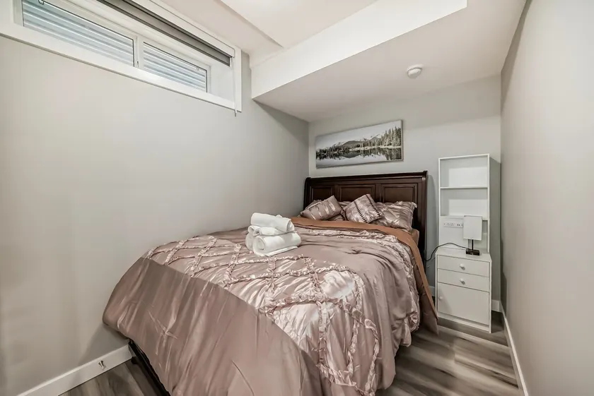 Cozy and Tastefully Furnished 1BR Guest Suite - Image 1