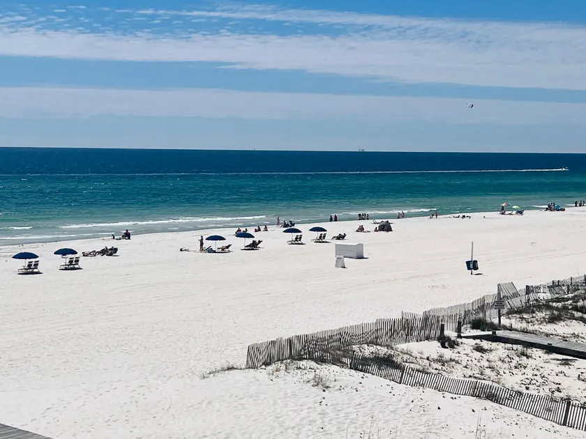 Sunchase #303: Steps to Beach! Great View! - Image 1